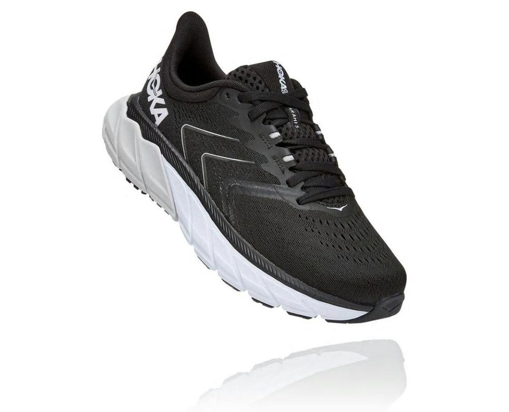 Women Road Running | HOKA ONE ONE Arahi 5 Black / White