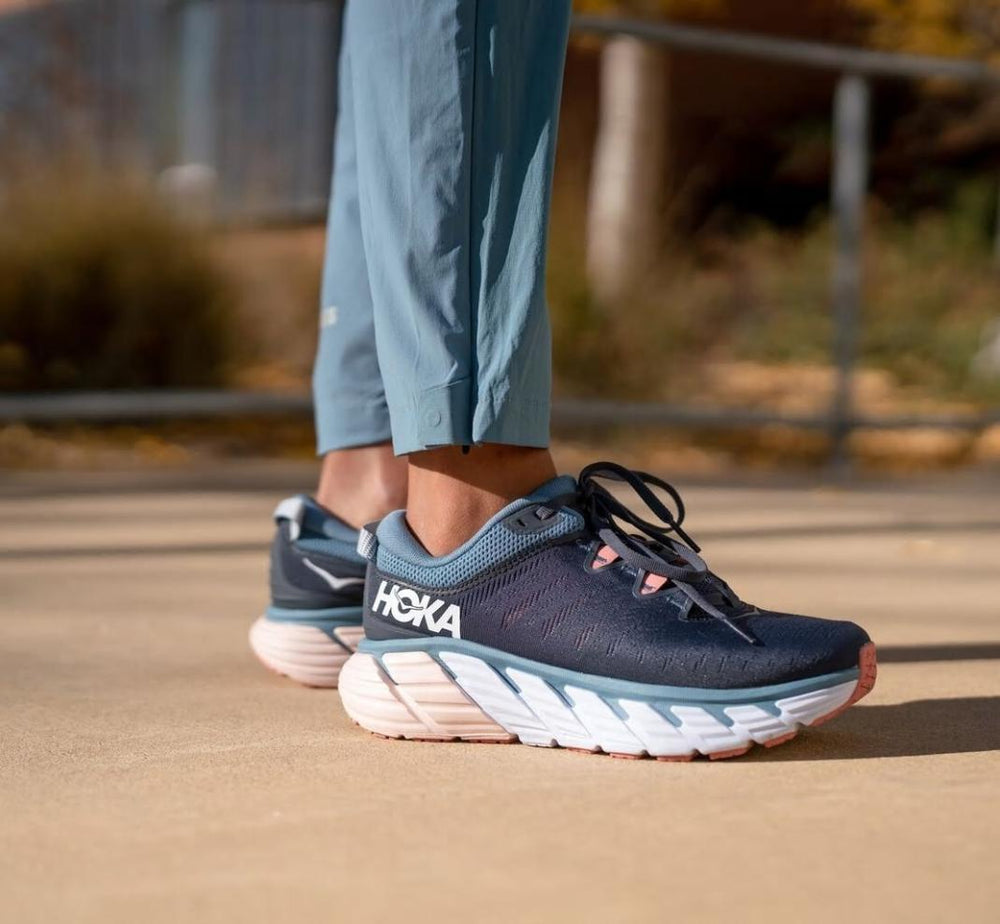 Women Road Running | HOKA ONE ONE Gaviota 3 Ombre Blue / Rosette