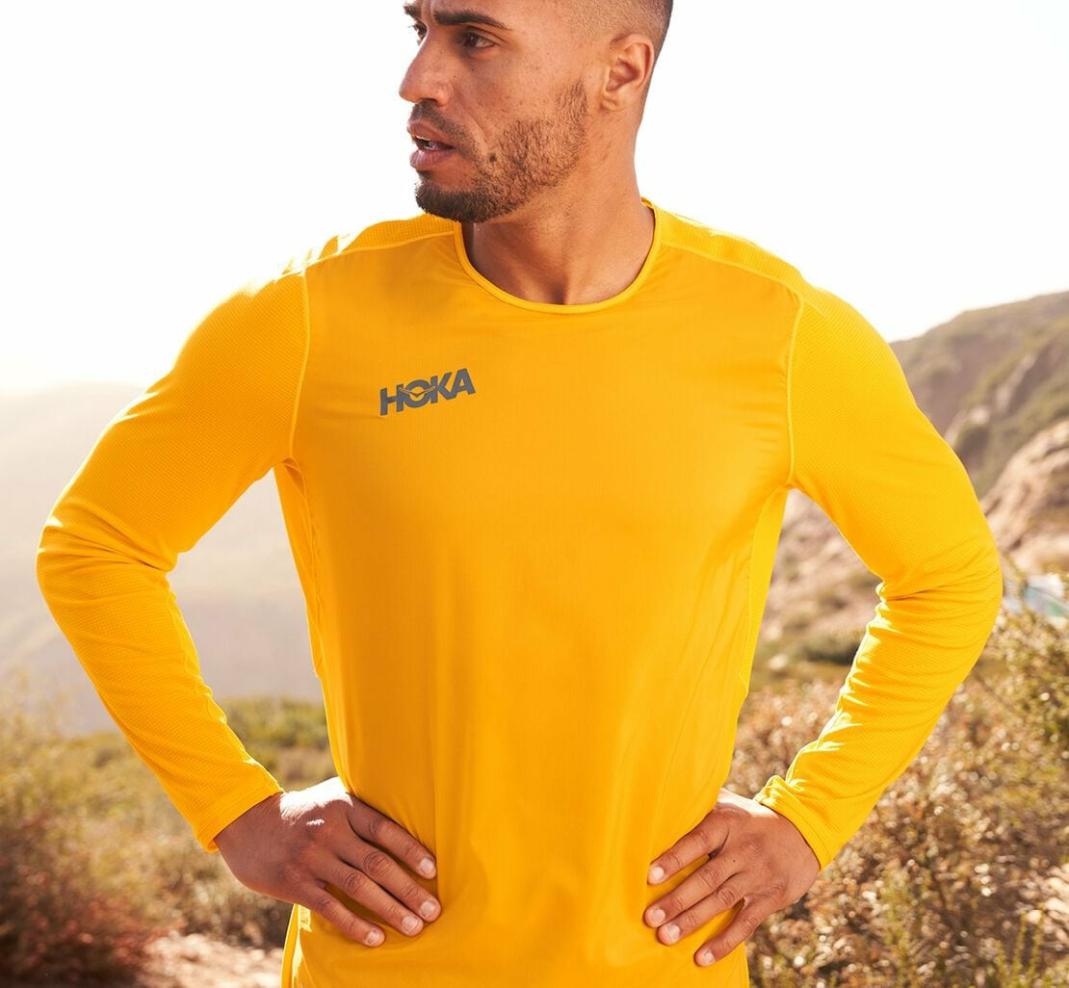 Men Tops | HOKA ONE ONE Wind Shirt Saffron