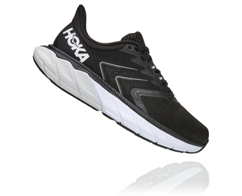 Women Road Running | HOKA ONE ONE Arahi 5 Black / White