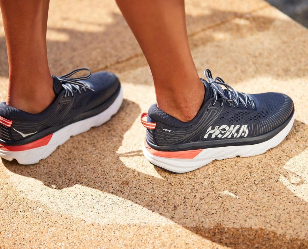 Women Road Running | HOKA ONE ONE Bondi 7 Black Iris / Ballad Blue