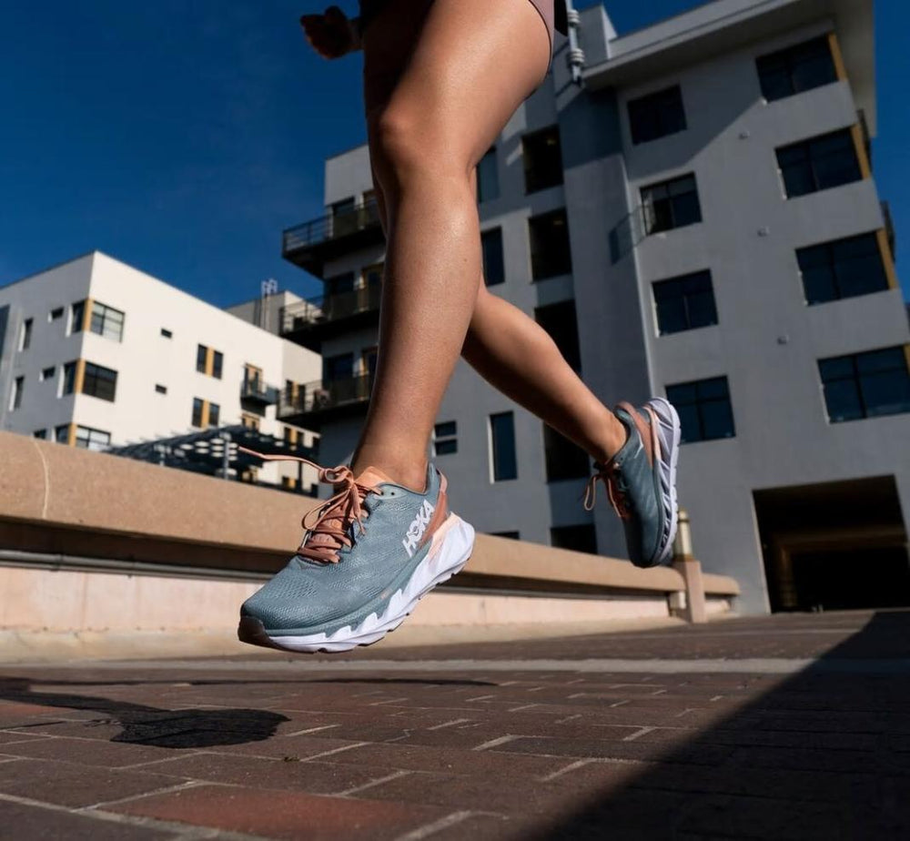 Women Road Running | HOKA ONE ONE Elevon 2 Lead / Pink Sand